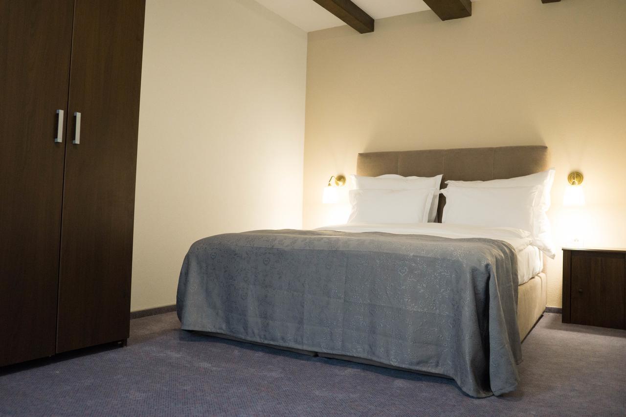 Nest Hotel Drobeta Turnu Severin Eksteriør billede